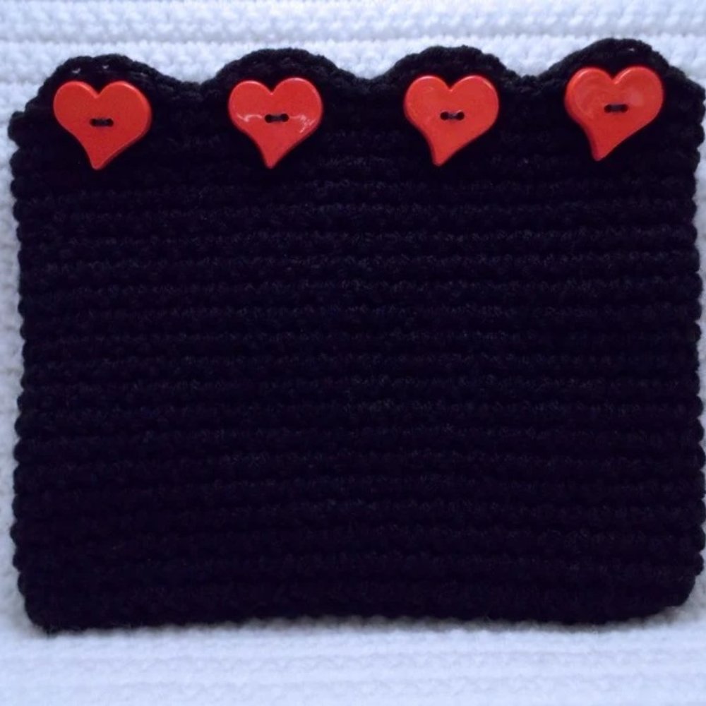 Crochet Bag - Buttoned Hearts